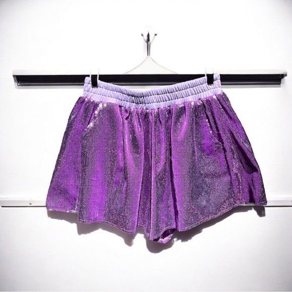 🌻NEW NWOT Queen of Sparkles Sequin Shorts Size Medium - Picture 1 of 5
